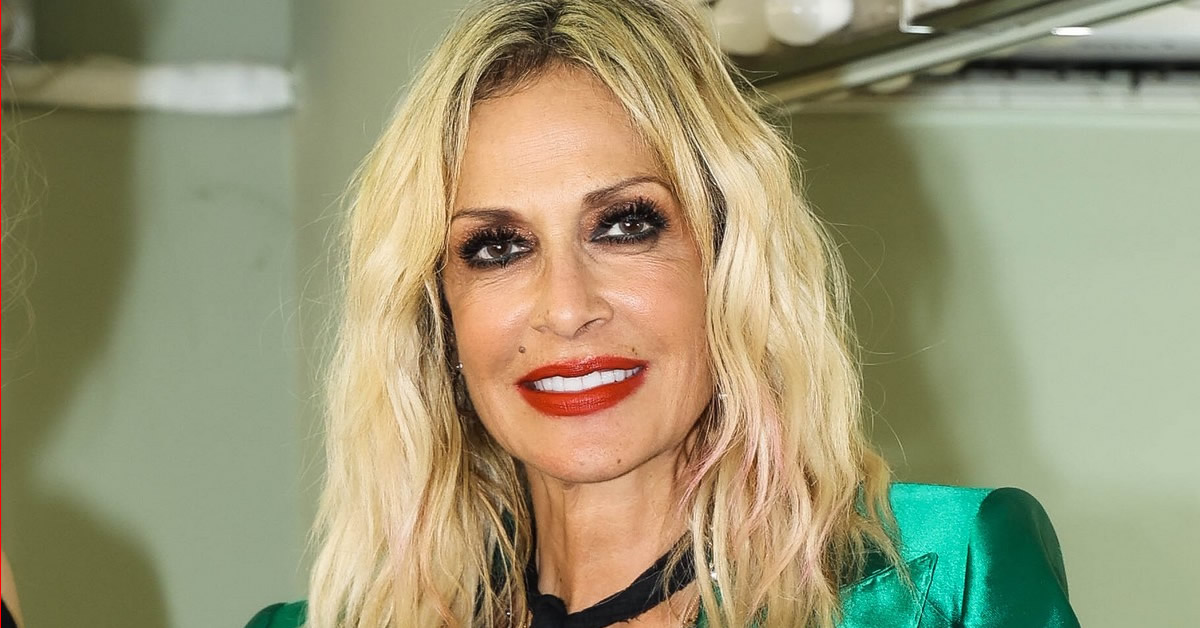 anna vissi i zoi tis os giagia mesa apo ena apol