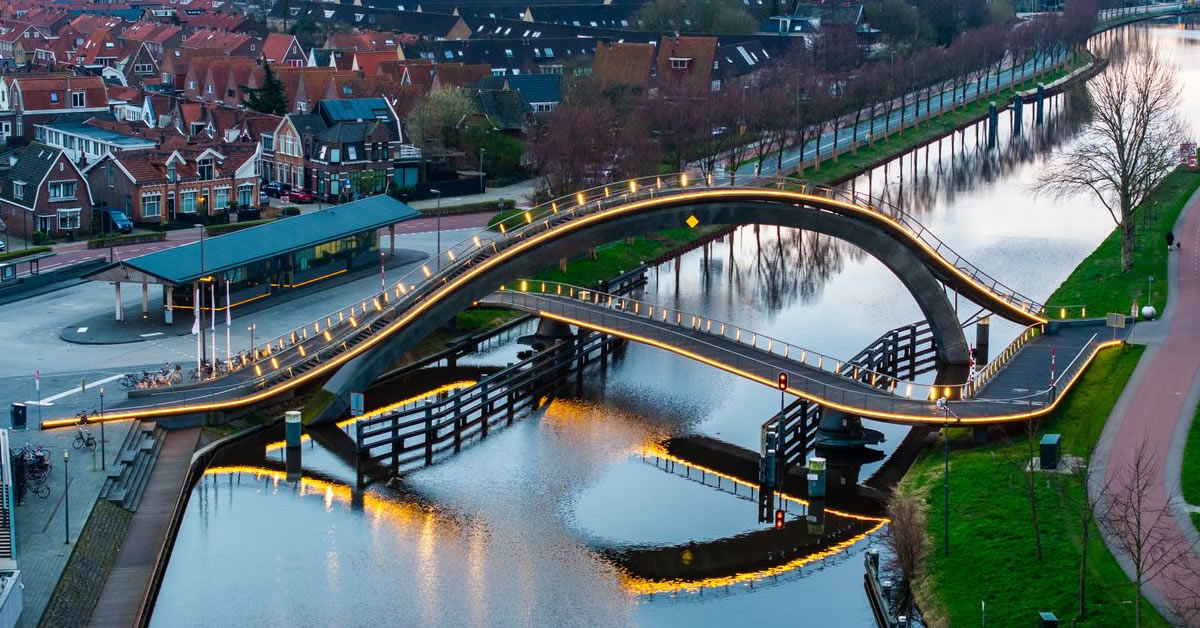 giati to melkwegbrug einai ena apo ta pio entypo